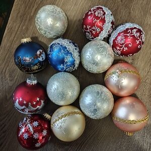 Vintage 14- PC Elegant Holiday Glass Ornament Set - Red, Blue, Gold, and Silver